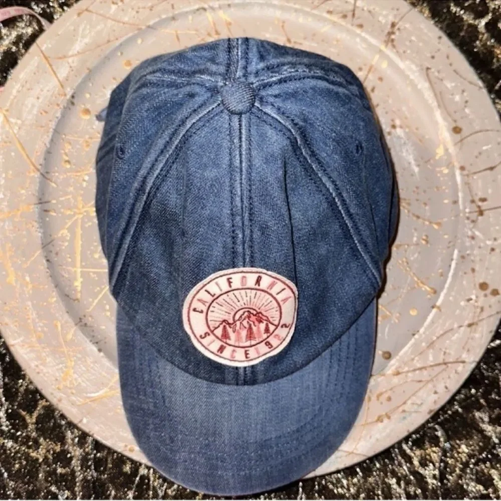 Hollister OS Unisex Denim Blue White Burgundy Coral California Logo Cap